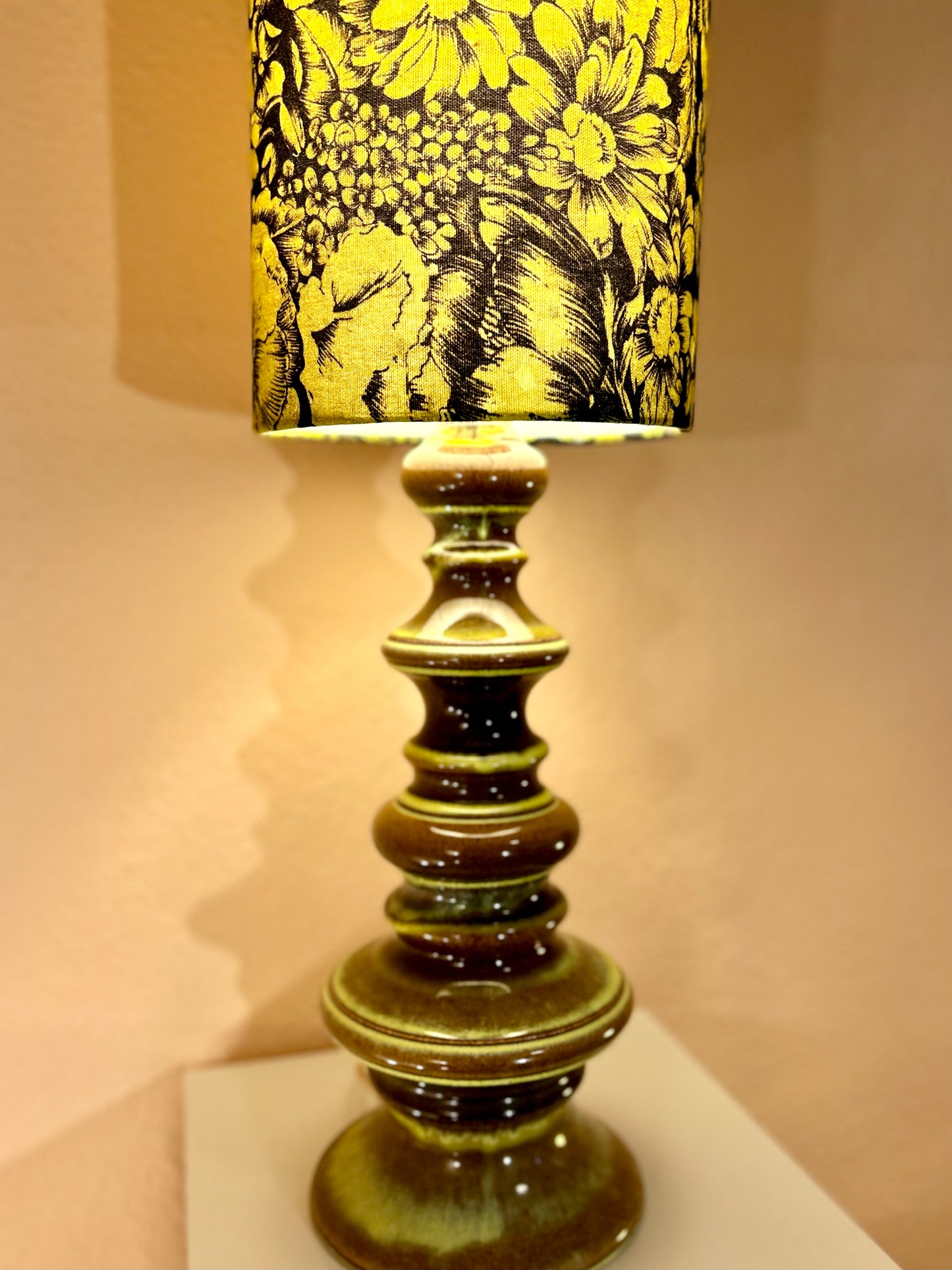 Fat Lava Lampe im Pagodenstil mit grüner Verlaufglasur