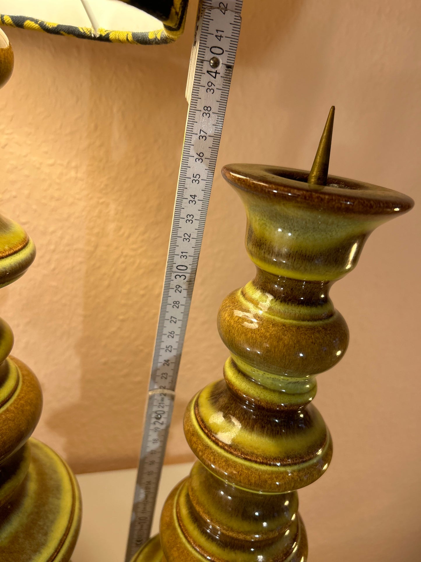 Fat Lava Lampe im Pagodenstil mit grüner Verlaufglasur