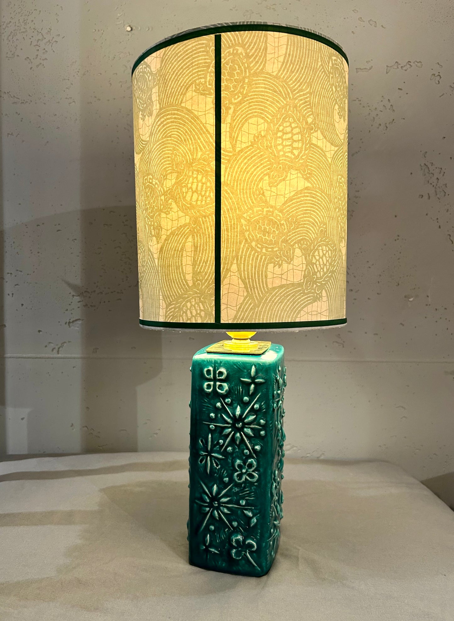 Upcycled Vintage Lampe aus kleinerer Scheurich Kosmos Vase
