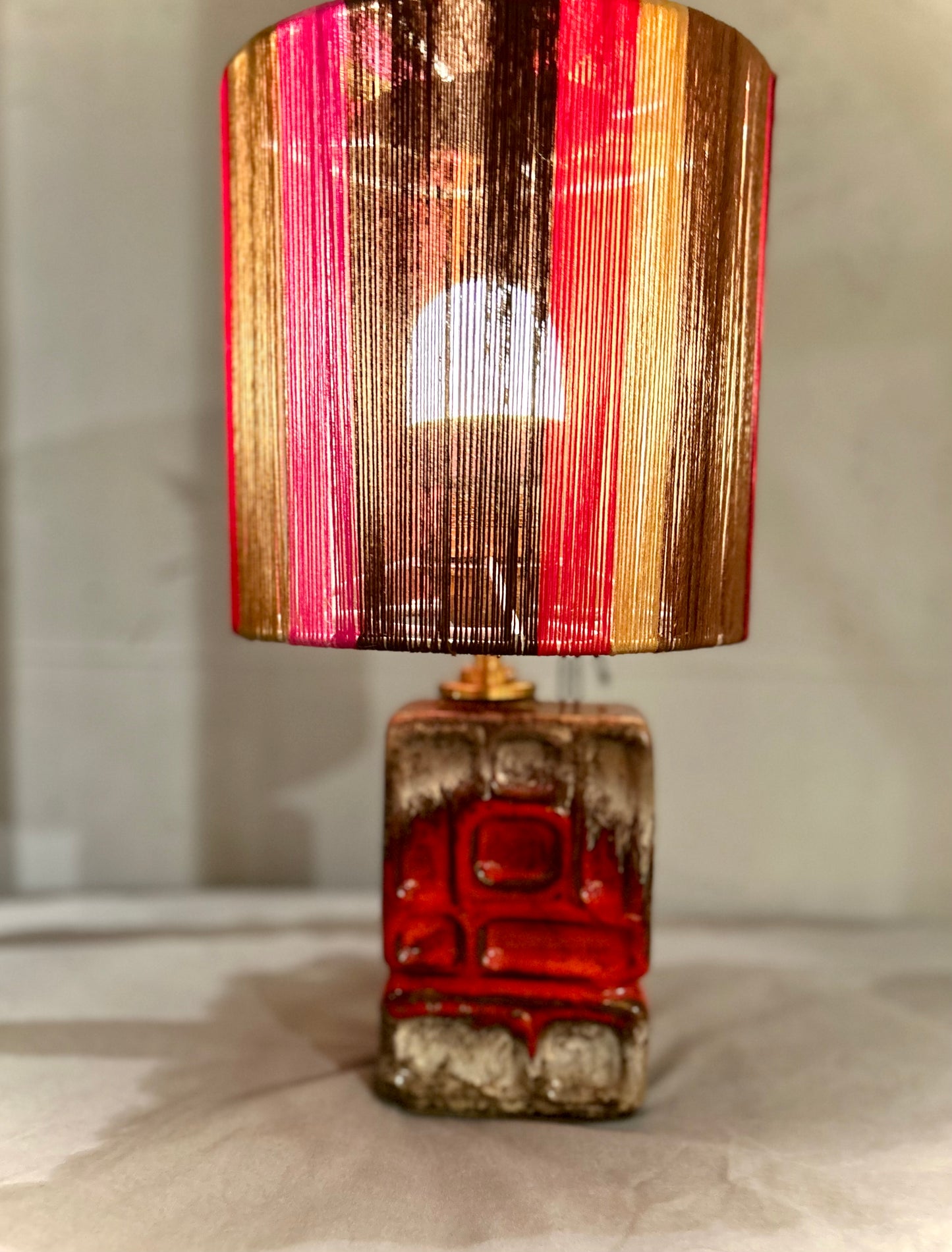 Tischlampe aus Vintage DDR Fat Lava Kaminvase