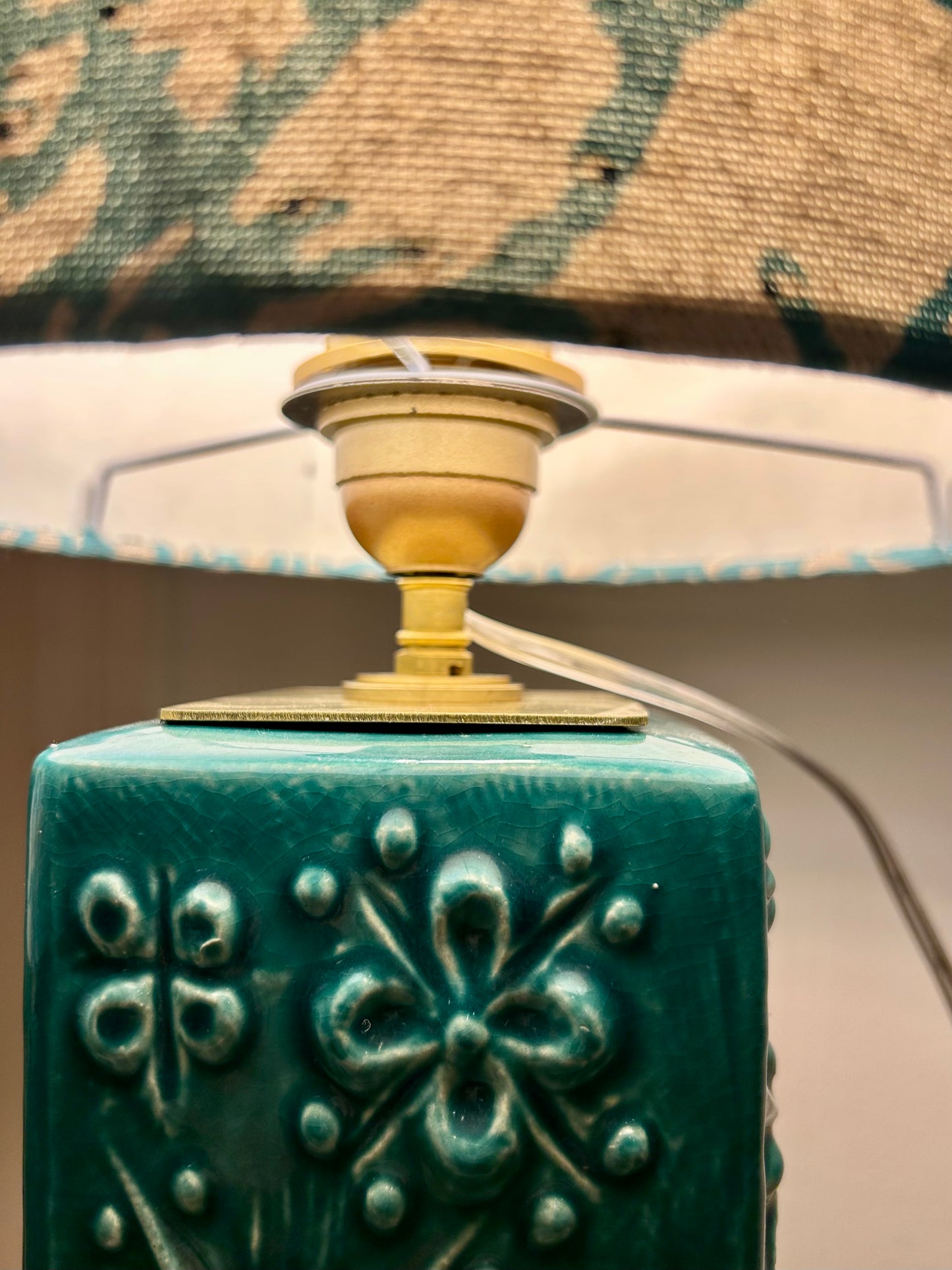Mittelgroße Space Age Tischlampe - upcycled aus Kosmos Vase von Scheurich