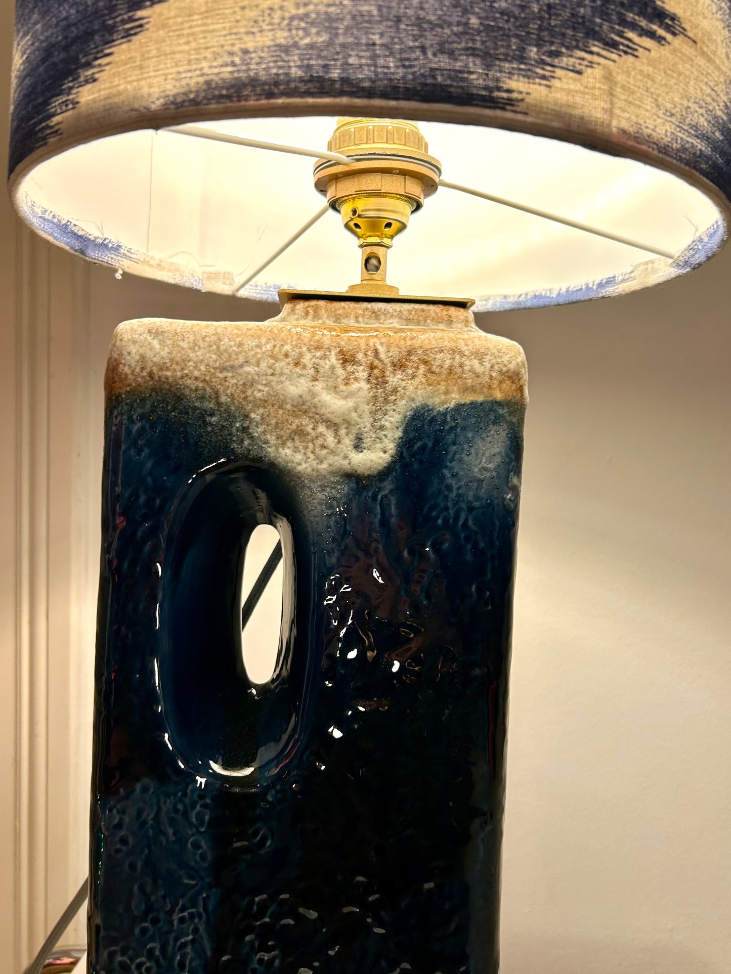 XL Tischlampe aus seltener Kaminvase von Uebelacker
