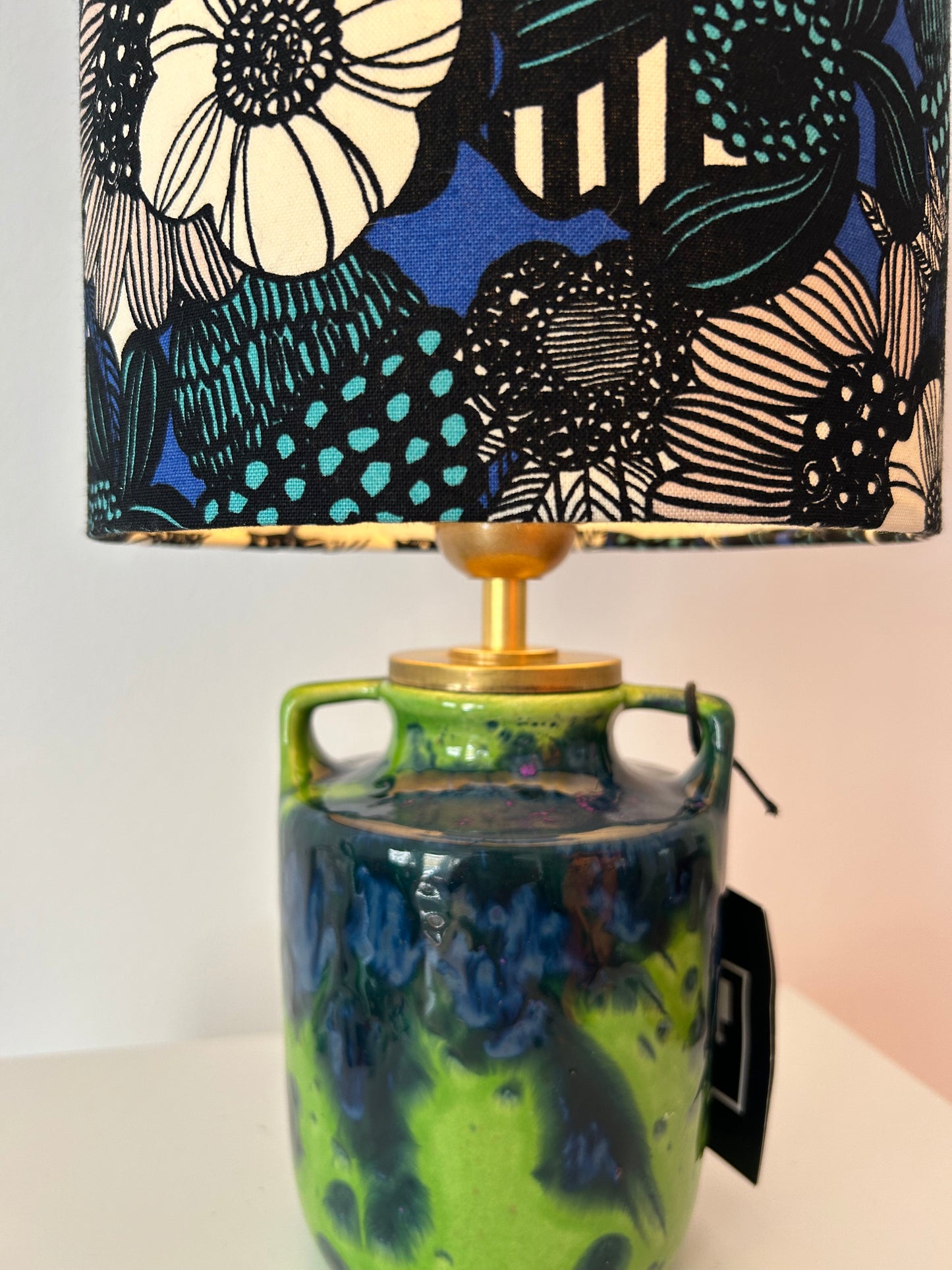 Marei Keramik Vase zu kabelloser Lampe aufgebaut