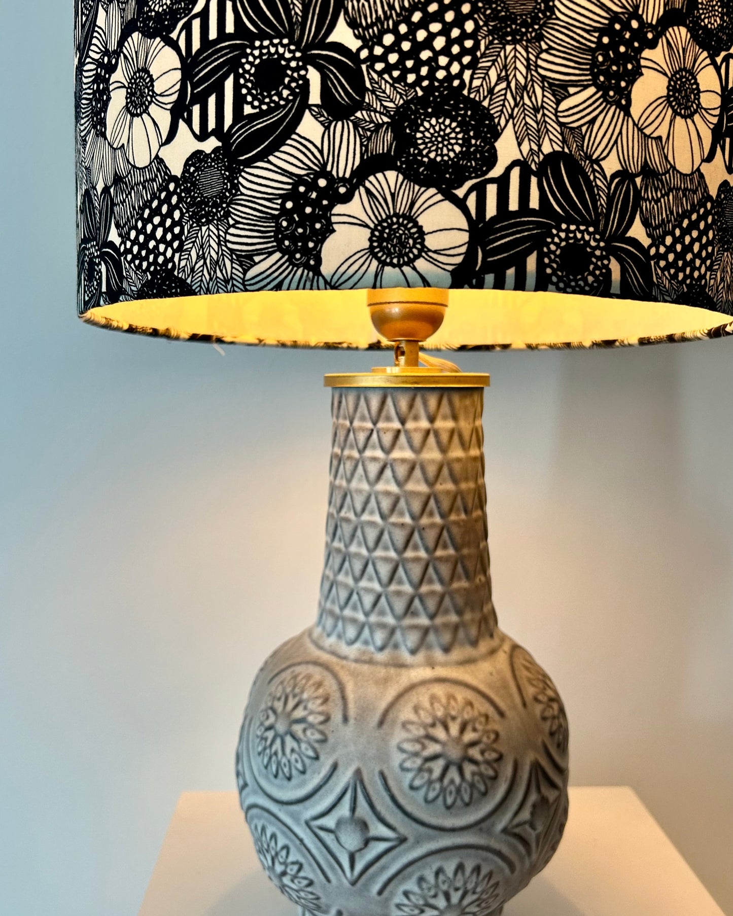 Bodo Mans for Bay Keramik: Neue Vasenlampe aus Vintage Keramik mit Sammlerwert