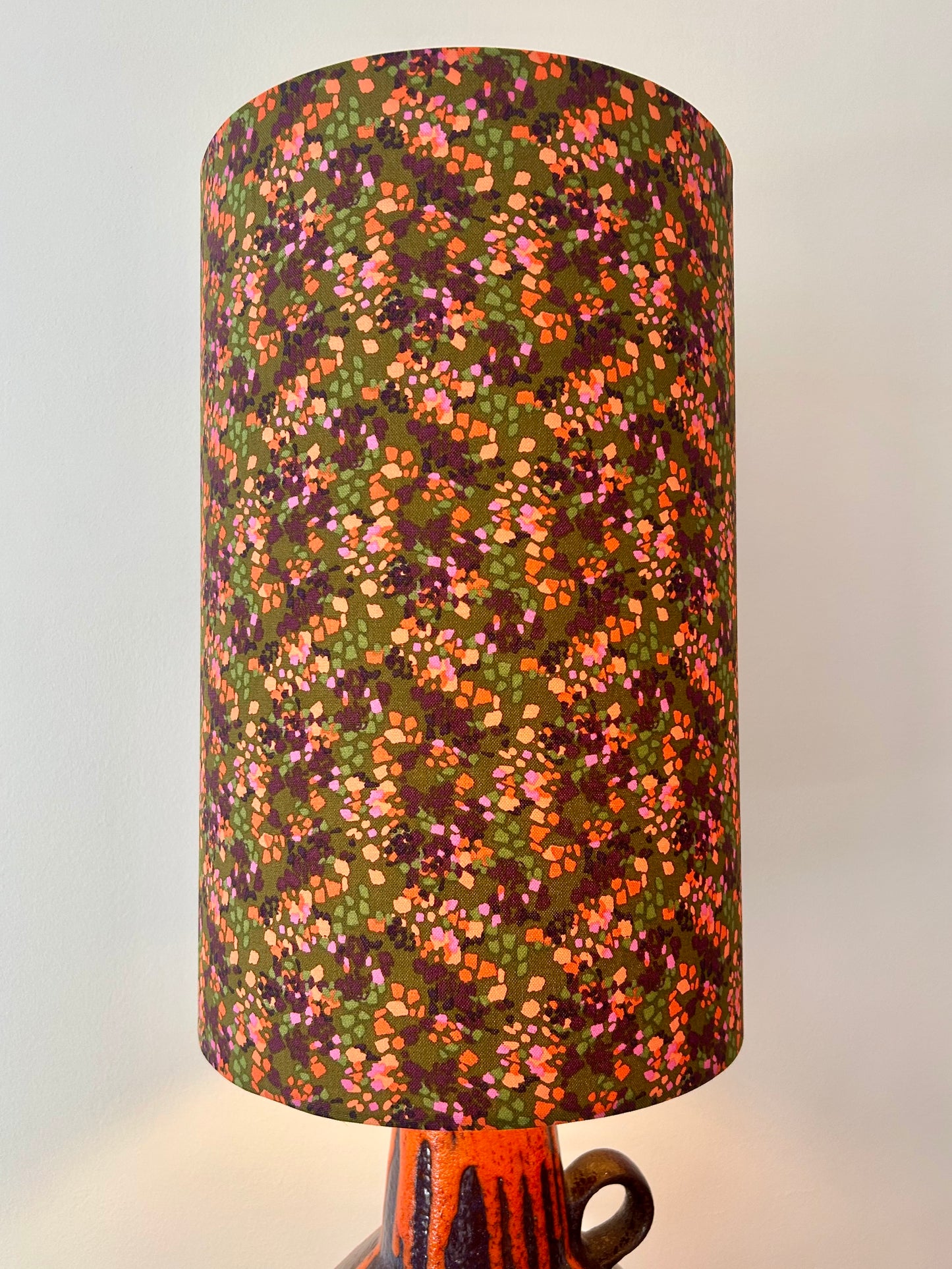 Tischlampe aus Fat Lava Vase von Scheurich