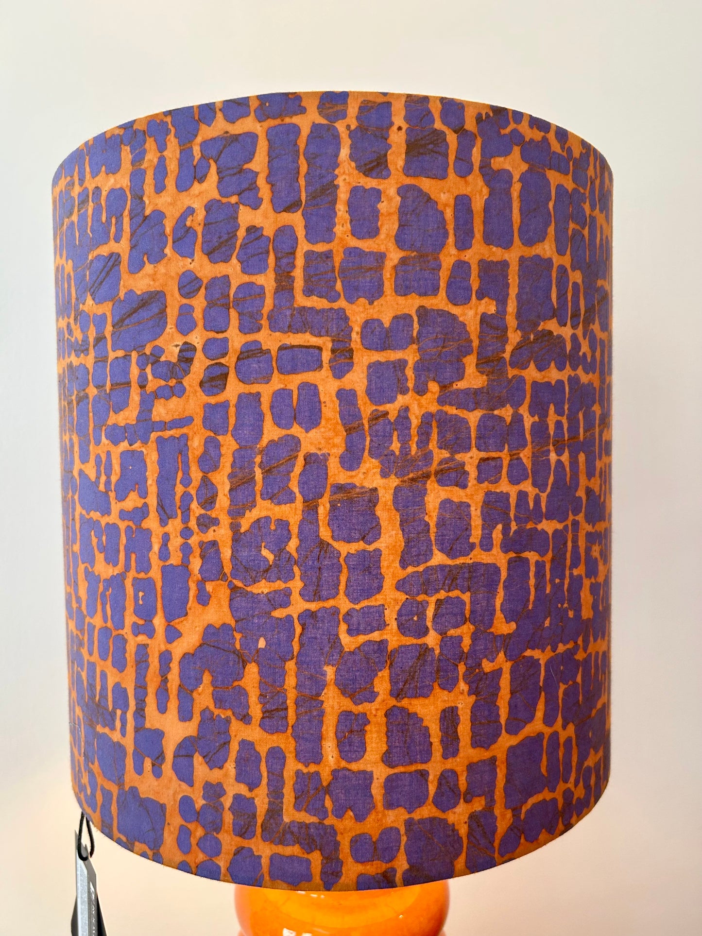 AK-Keramik: Orange Tischlampe aus Mid Century Keramikvase