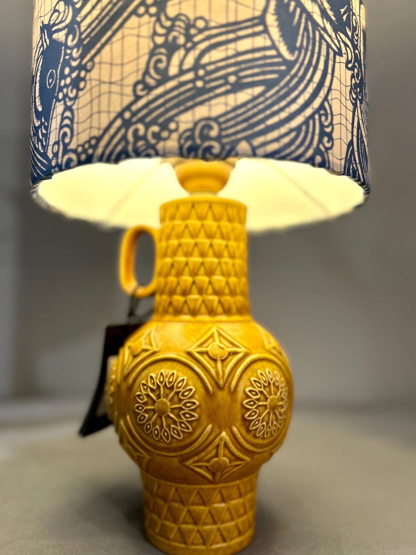 Bay-Keramik, Bodo Mans Design mit Japan-Schirm