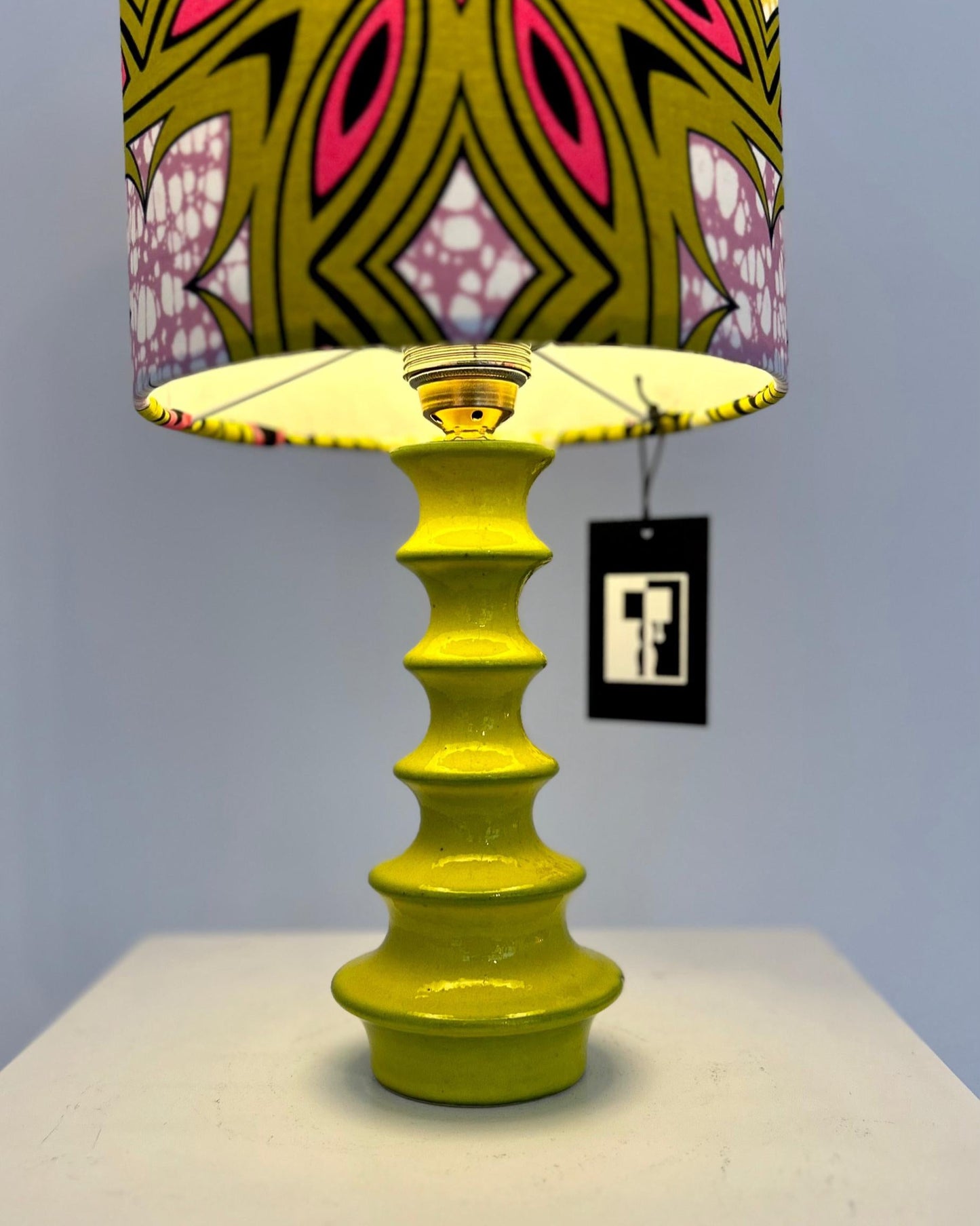 Kleine Tischlampe aus Steuler Tischvase - Cari Zalloni Design
