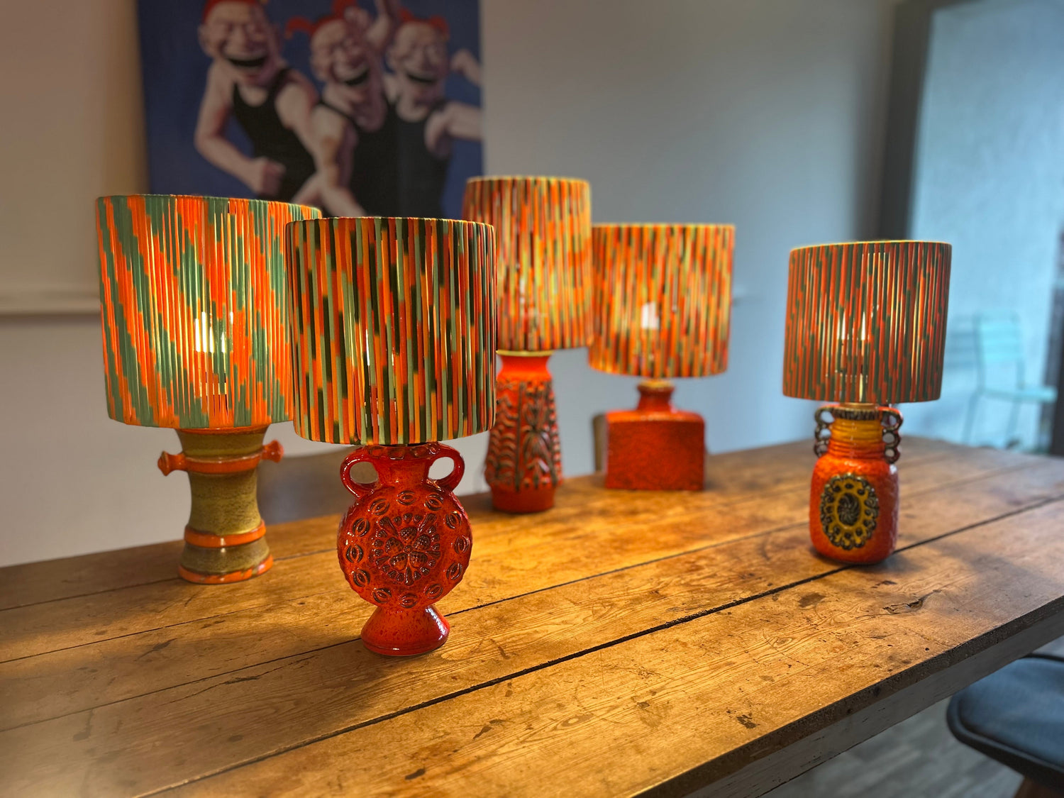 Pop Weave Collection: Tischlampen aus Fat Lava Vasen mit Pop Weave Fadenschirm