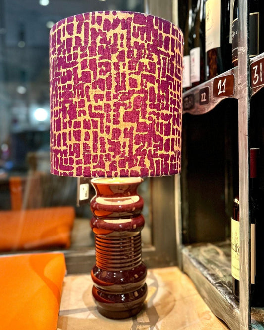 Lila Tischlampe aus Mid Century Vase