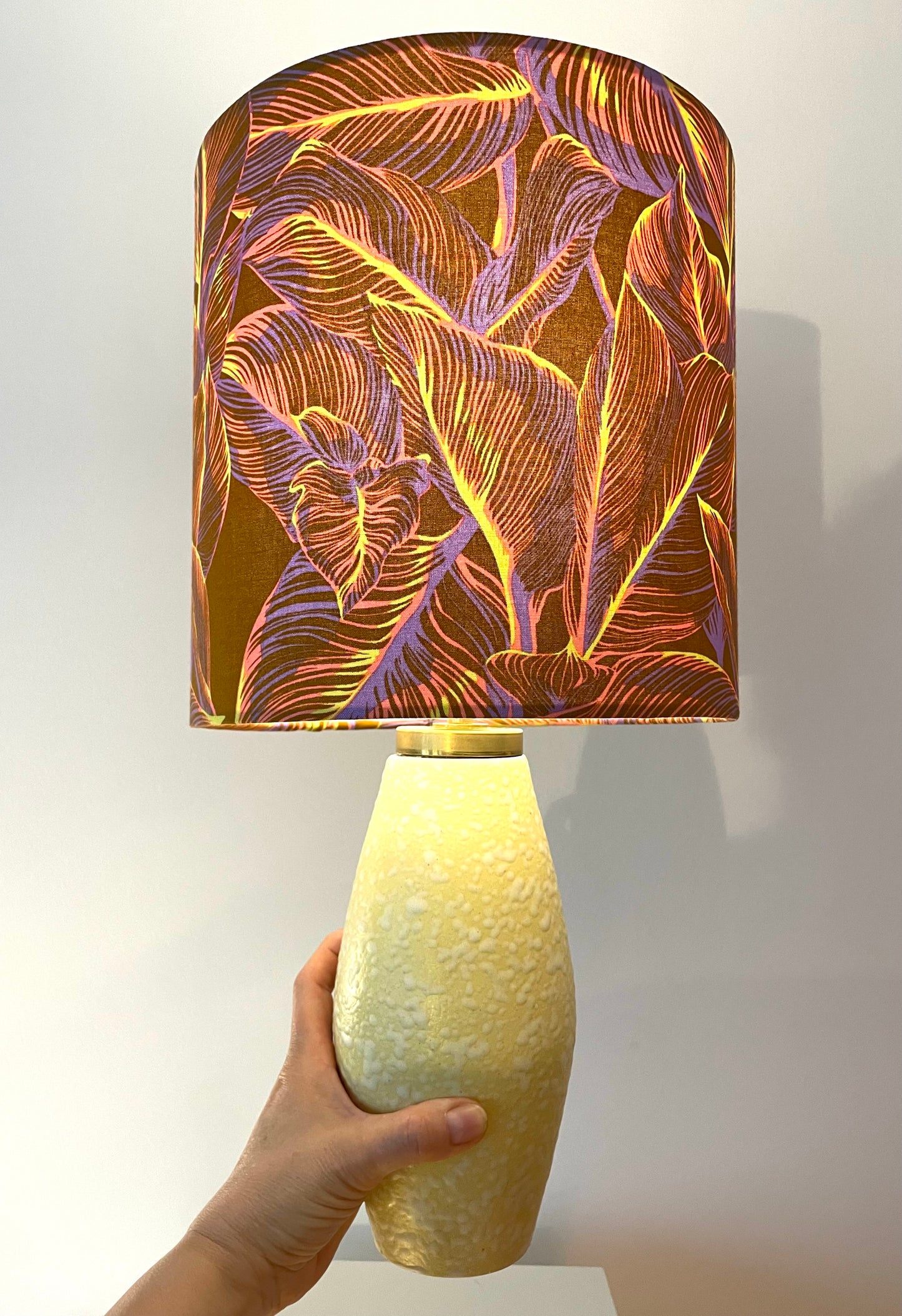 Scheurich Tischlampe aus den 50er Jahren. Upcycling, neuer Schirm, kabellos
