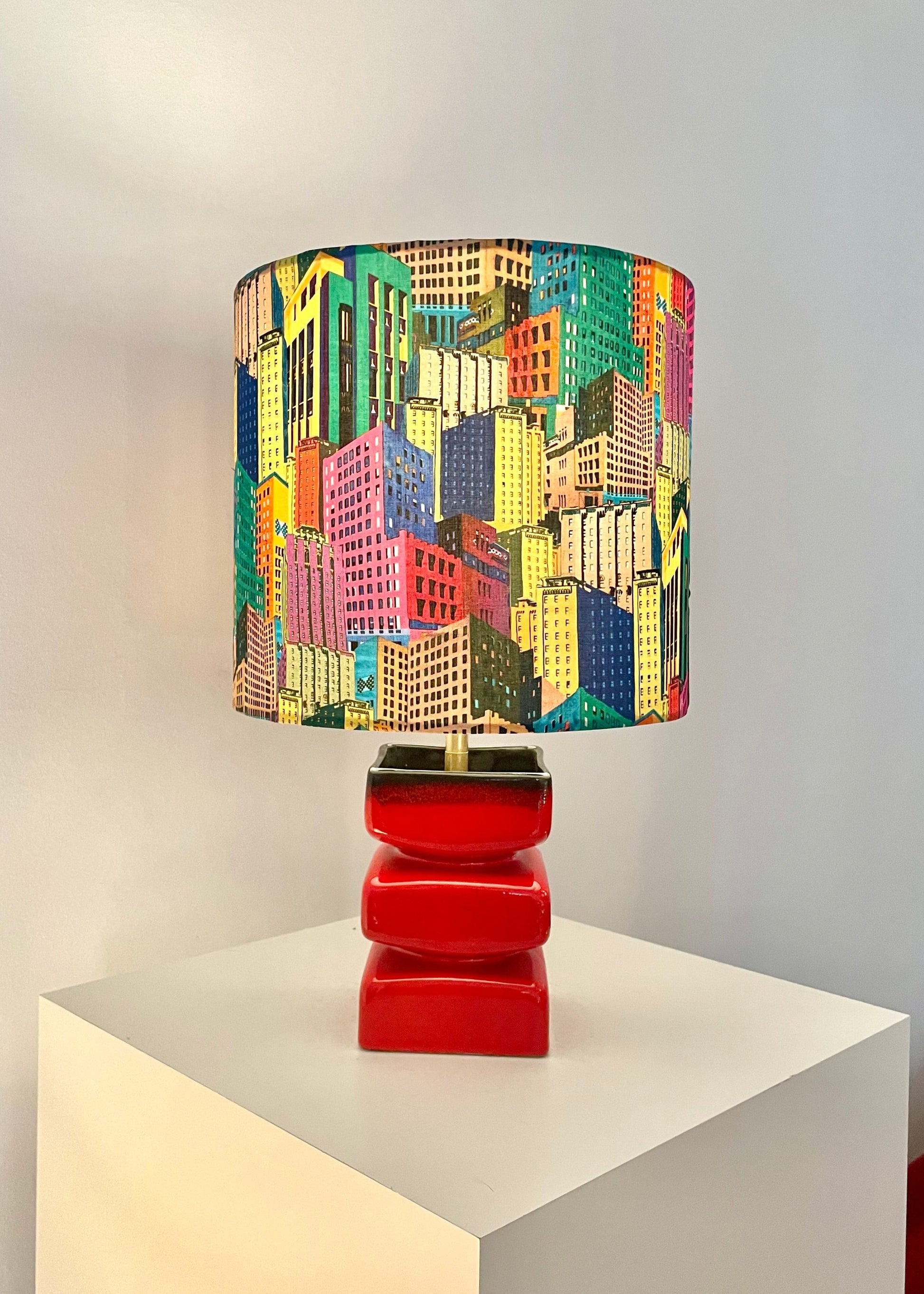 Upgecykelte Tischlampe aus Cari Zalloni Vase 60er Jahre