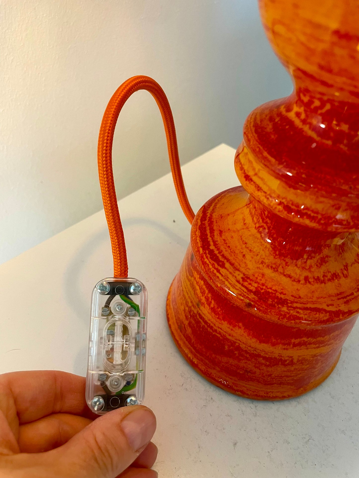 Kleine 70 Jahre Stehlampe mit Pop Art String Schirm