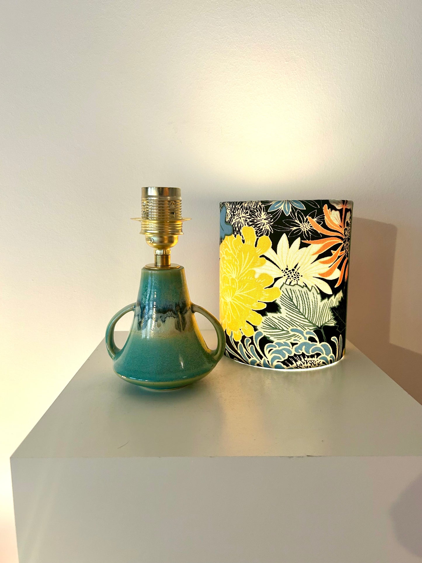 Japandi Style Vasenlampe upgecykelt