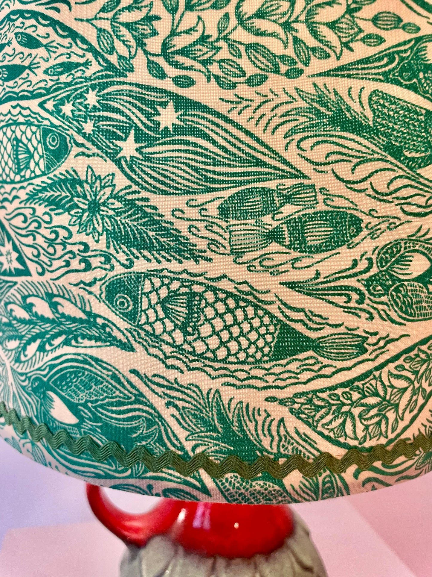 Kabellose Jasba Tischlampe - West German Pottery mit Fisch-Dekor |41 cm
