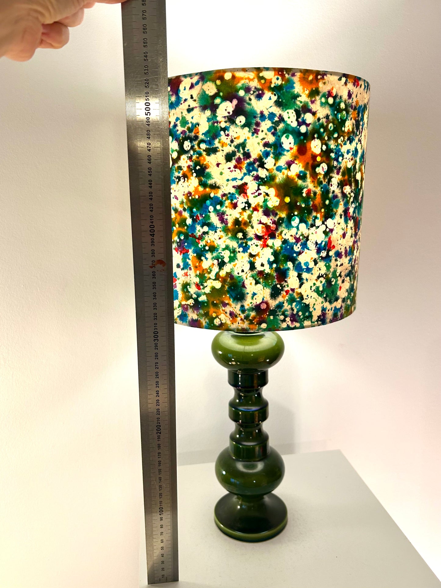 Hohe, schlanke Mid Century Tischlampe von Wächtersbach in schönstem Waldgrün