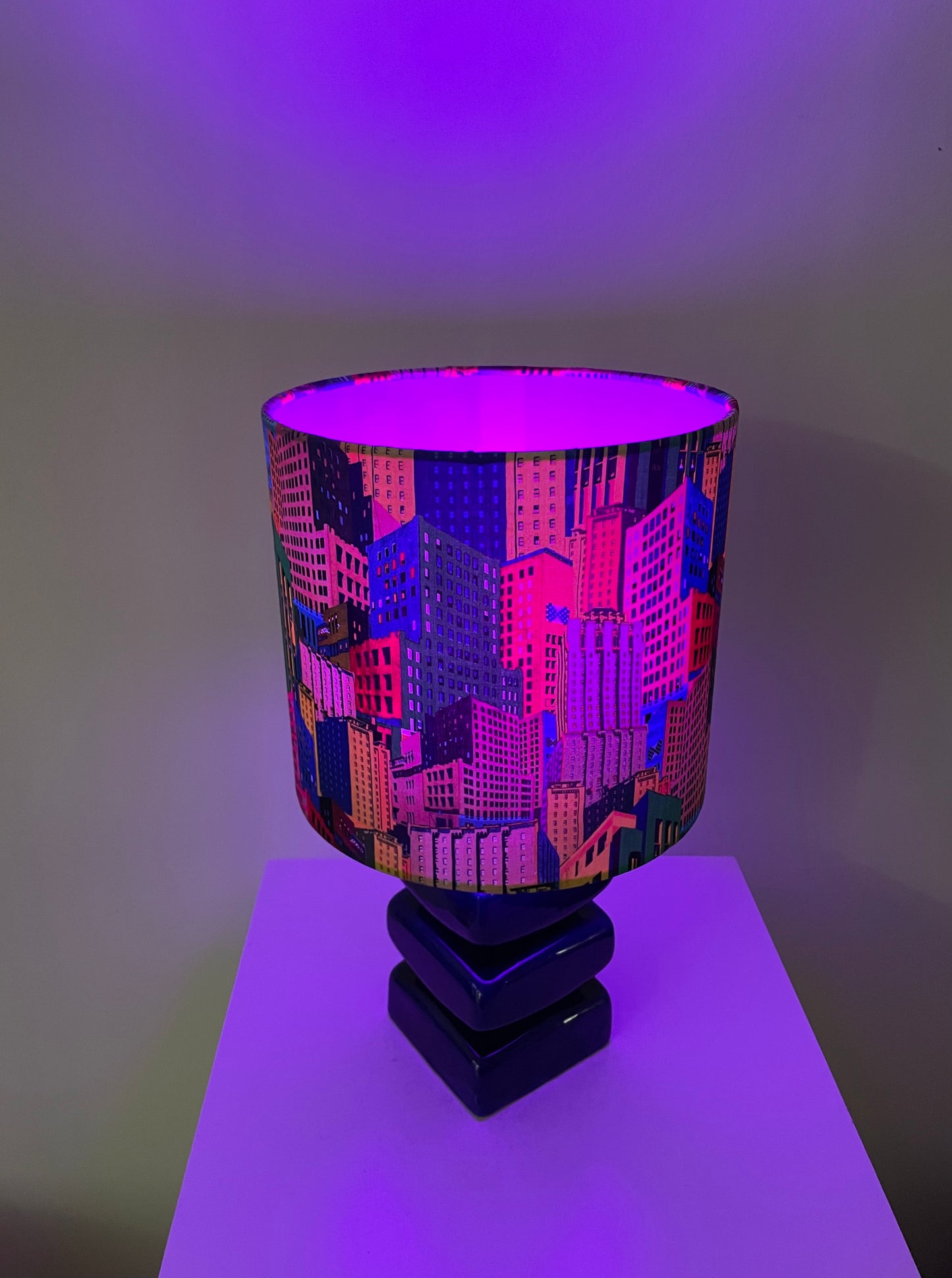 Cityscape Collection - Cari Zalloni for Steuler Keramik - Pop Art - 36 cm
