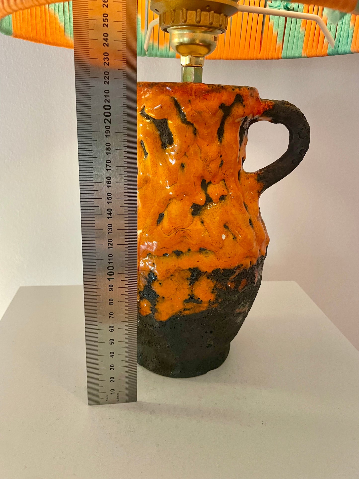 Kabellose Vasenlampe aus West German Pottery – Fat Lava Krug | Pop Weave Collection