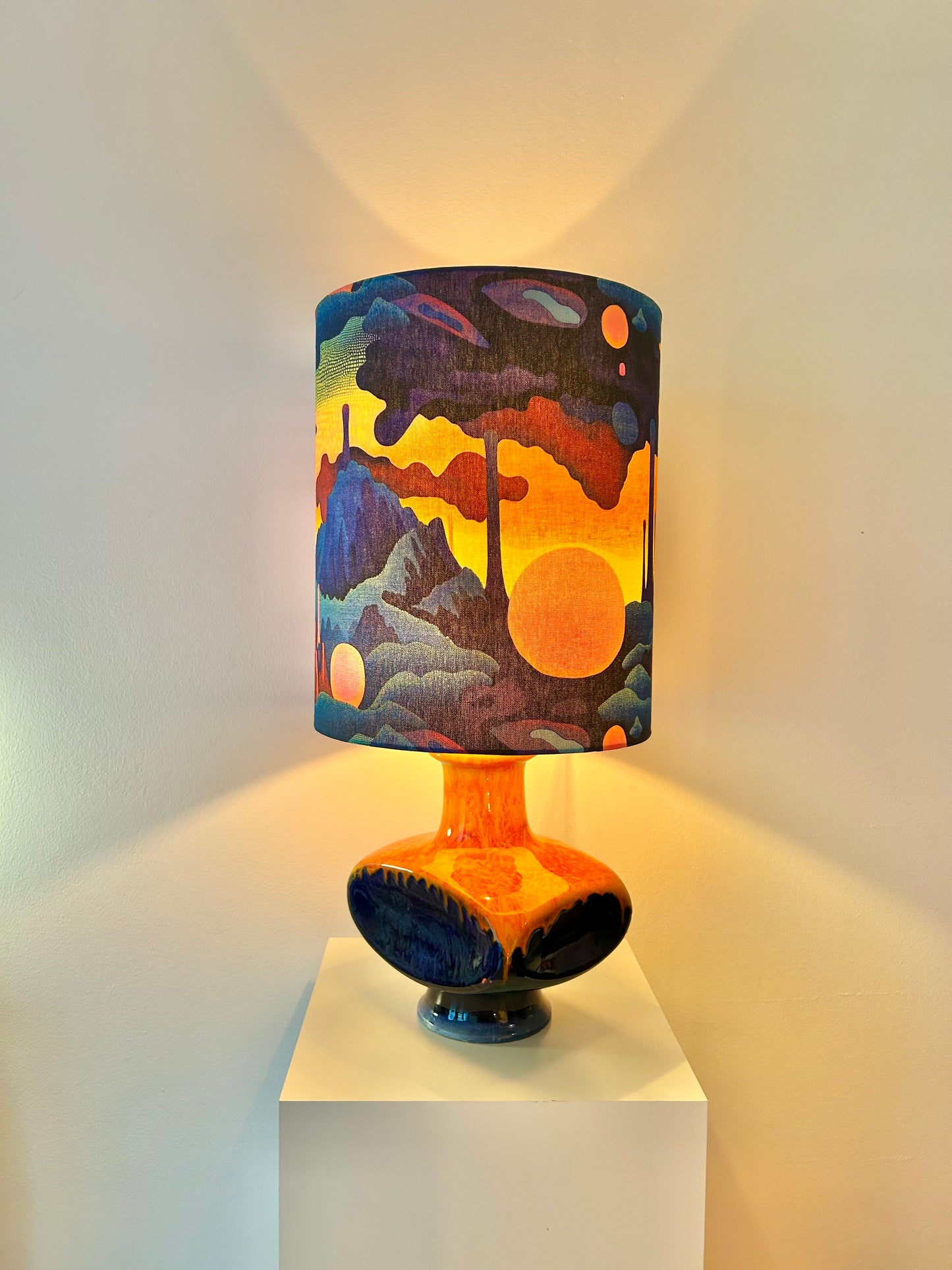 Pop Art Lamp PAN Ceramic with Space Age Shade