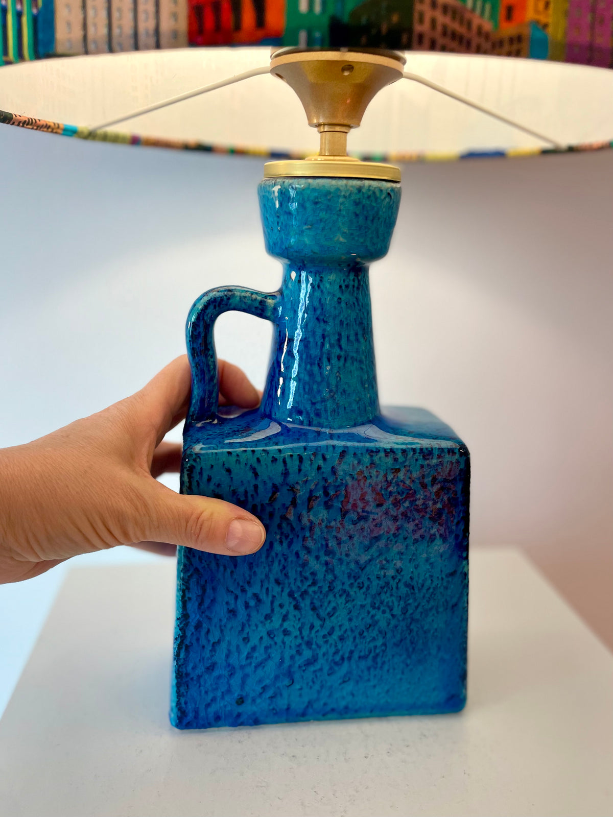 'The Archive Collection: imposante Tischlampe aus Mareivase und Liberty London Reprint von 1969