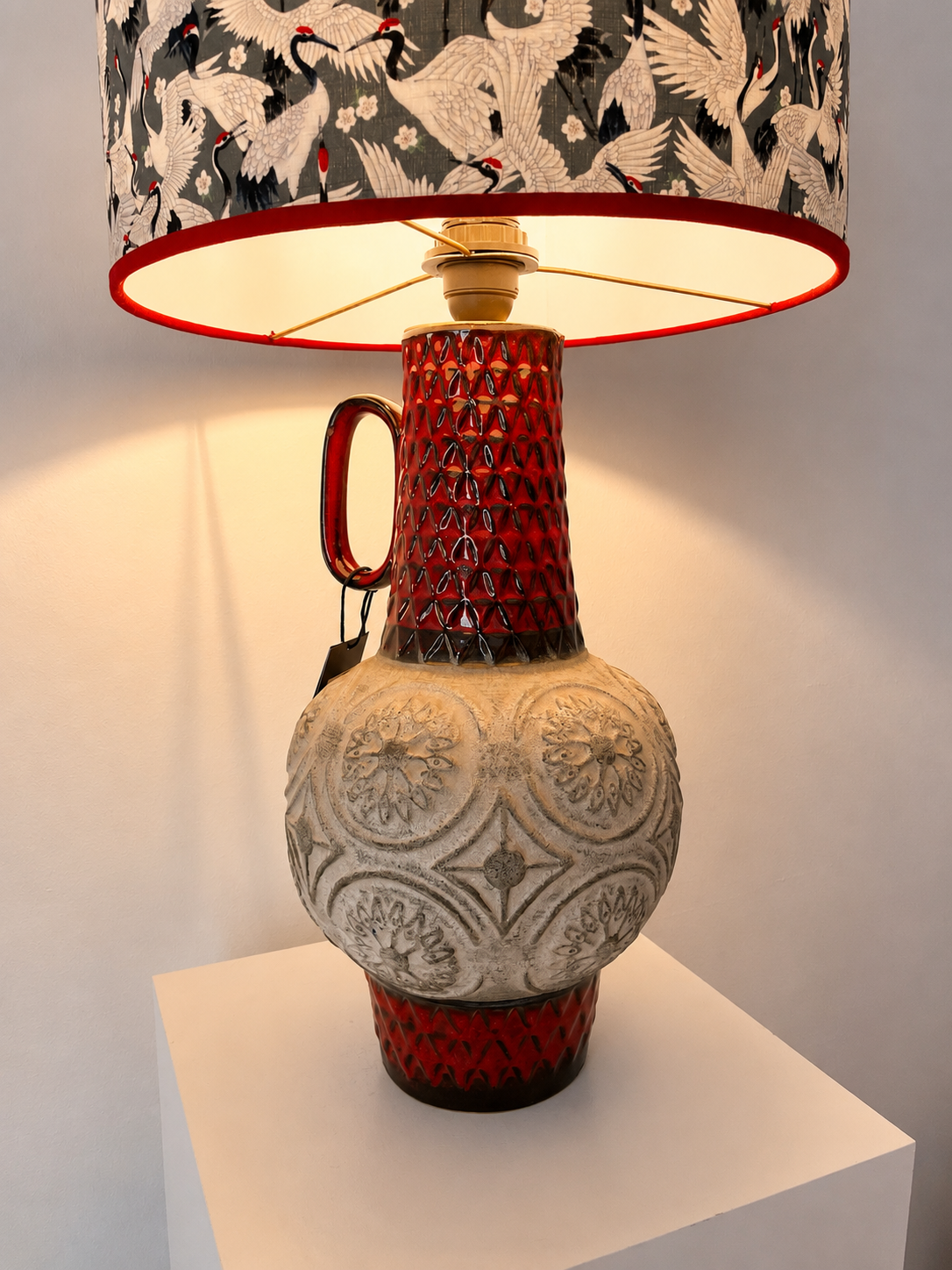 Große Fat Lava Tischlampe aus Bay Reliefvase von Bodo Mans