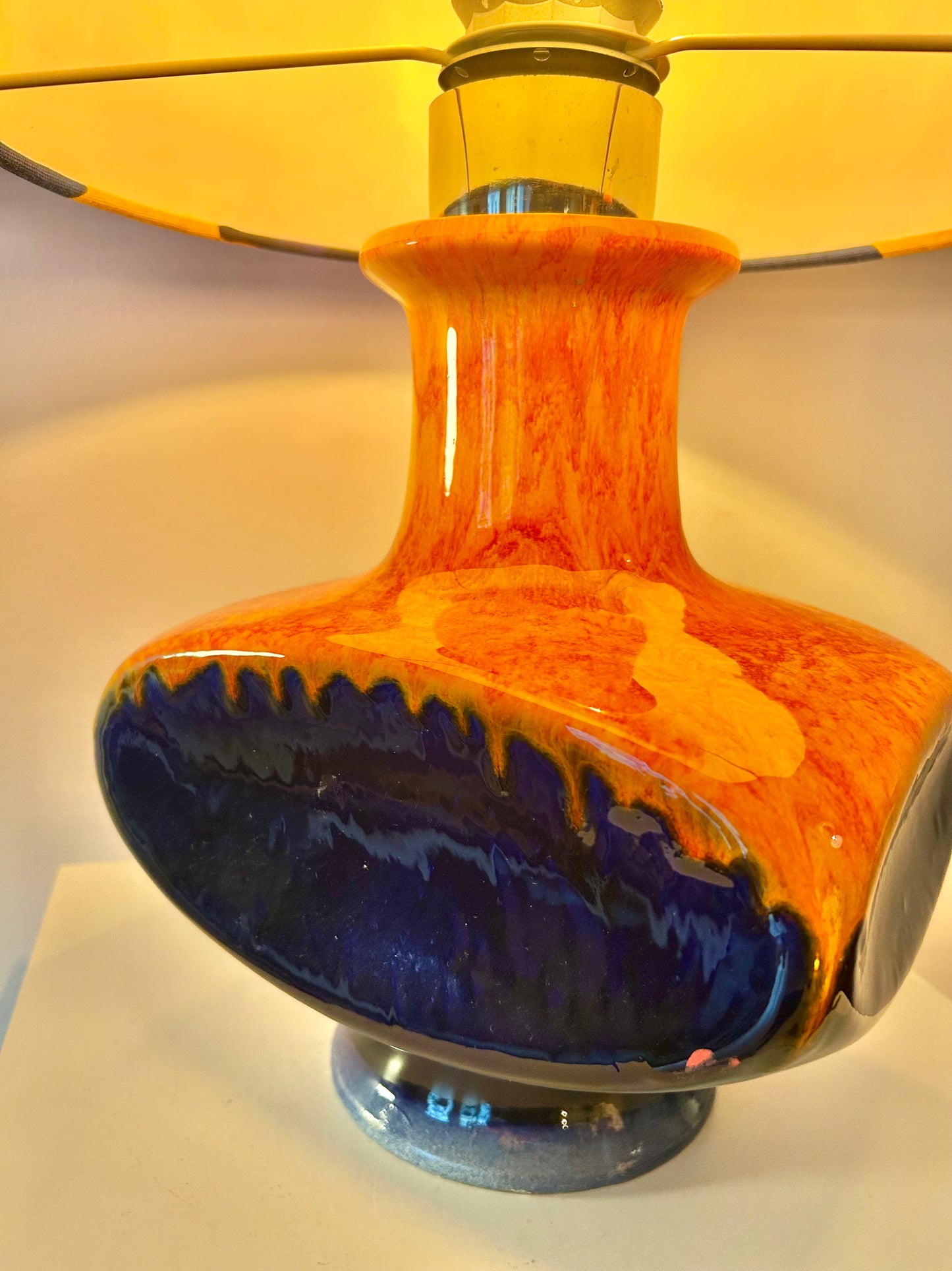 Pop Art Lamp PAN Ceramic with Space Age Shade