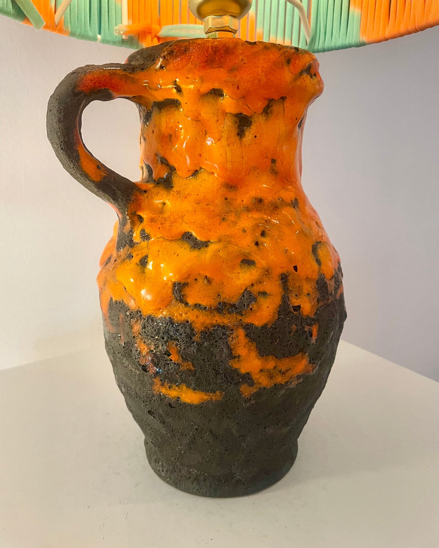 Kabellose Vasenlampe aus West German Pottery – Fat Lava Krug | Pop Weave Collection