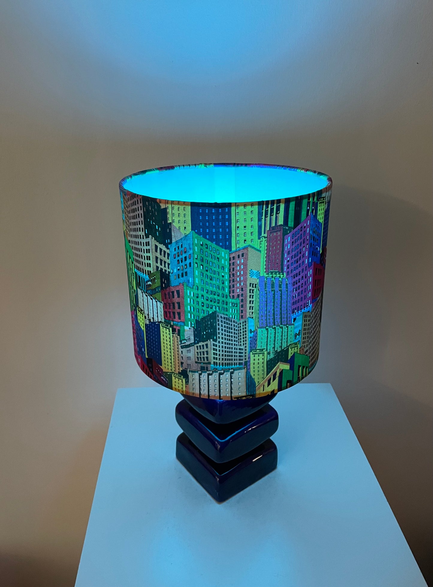 Cityscape Collection - Cari Zalloni for Steuler Keramik - Pop Art - 36 cm