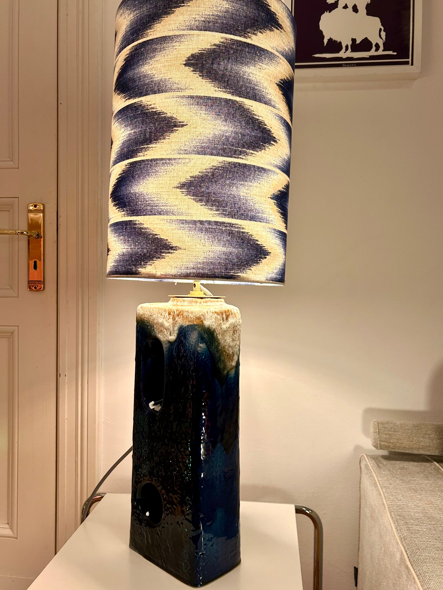 XL Tischlampe aus seltener Kaminvase von Uebelacker