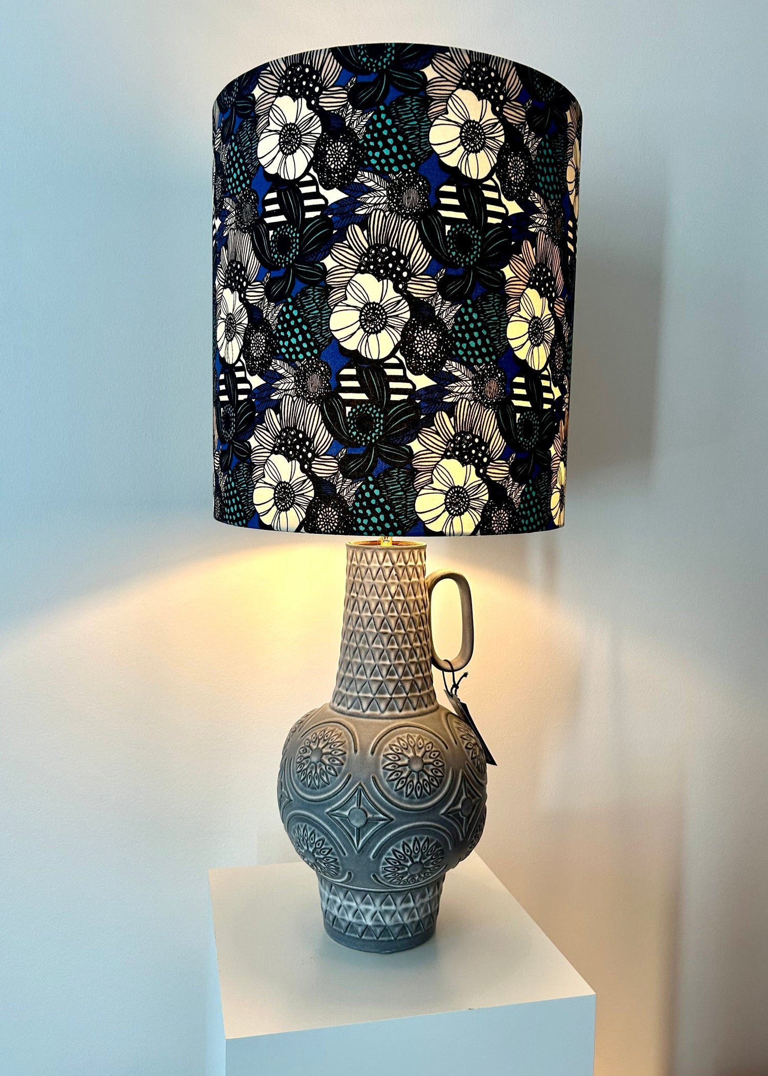 Upgecycelte Mid Century Vasenlampe aus Bay Keramik, Design Bodo Mans, Stil Brutalismus